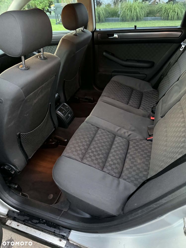 Audi A6 Avant - 10