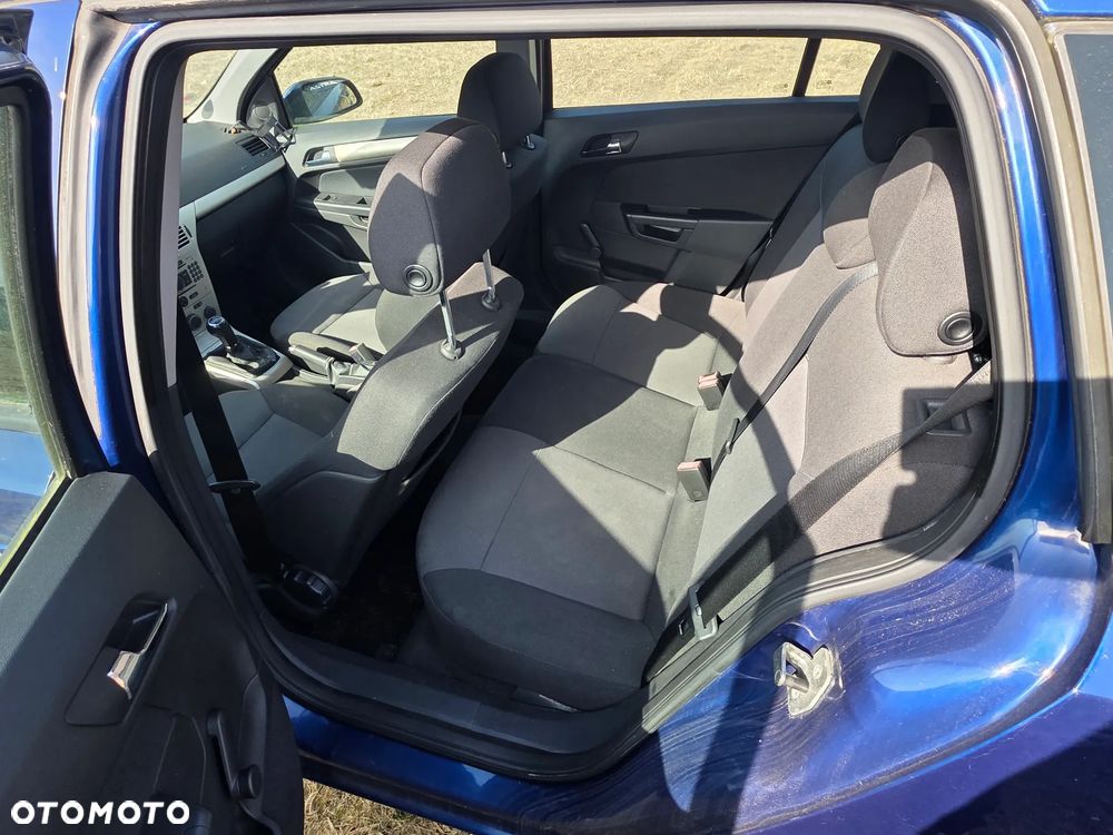 Opel Astra - 10