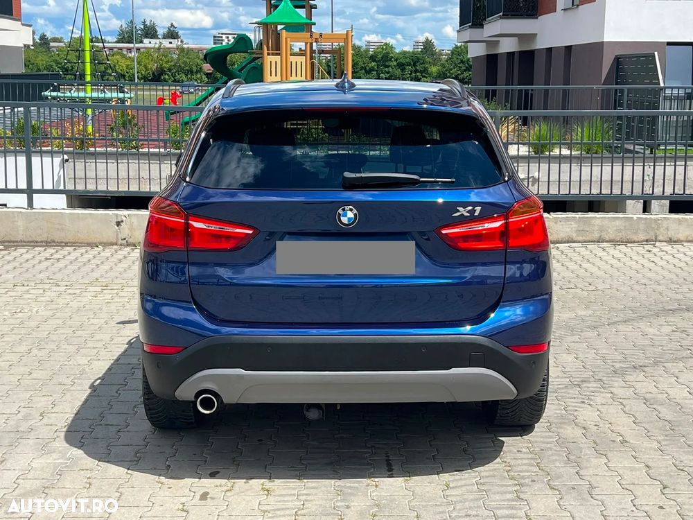 BMW X1 sDrive18d xLine - 14
