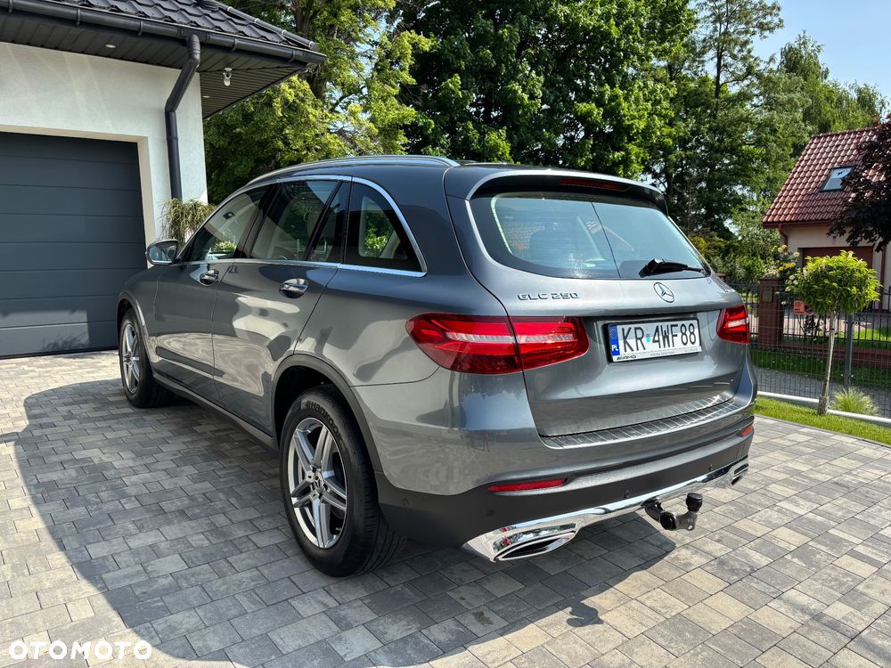 Mercedes-Benz GLC - 6