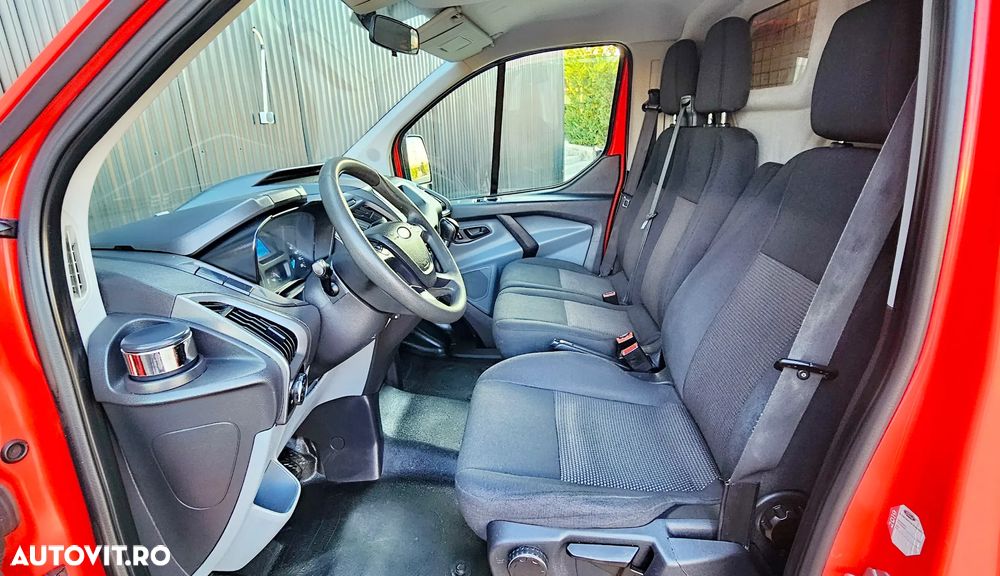Ford Transit Custom - 8