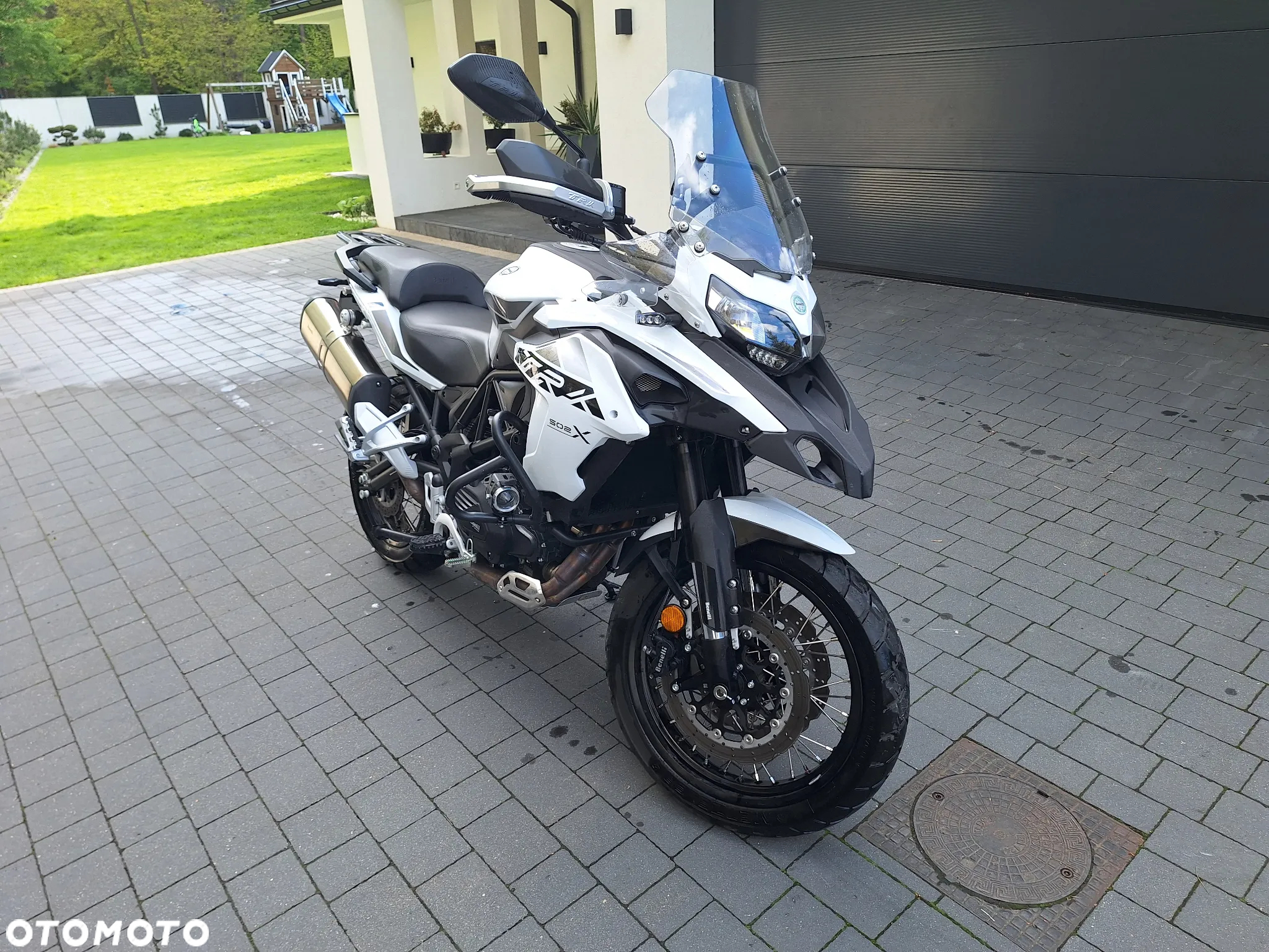 Benelli TRK 502X