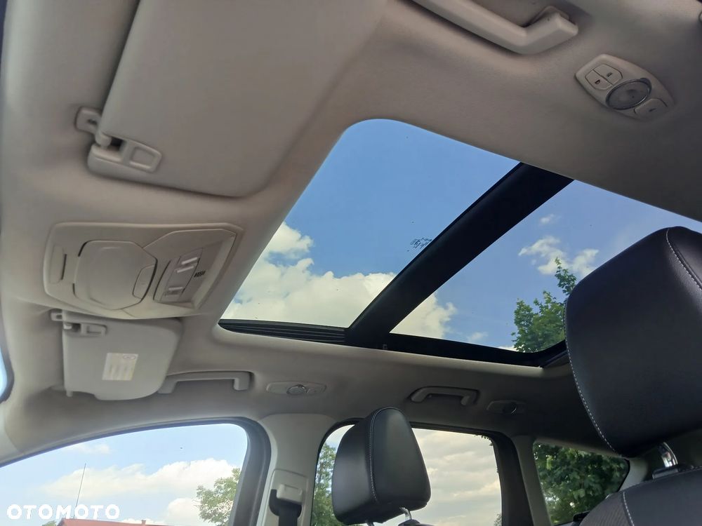 Ford Kuga 2.0 TDCi 4x4 Titanium - 17