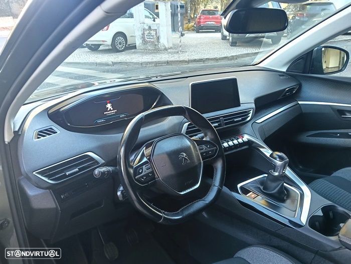 Peugeot 5008 1.5 BlueHDi Style - 16