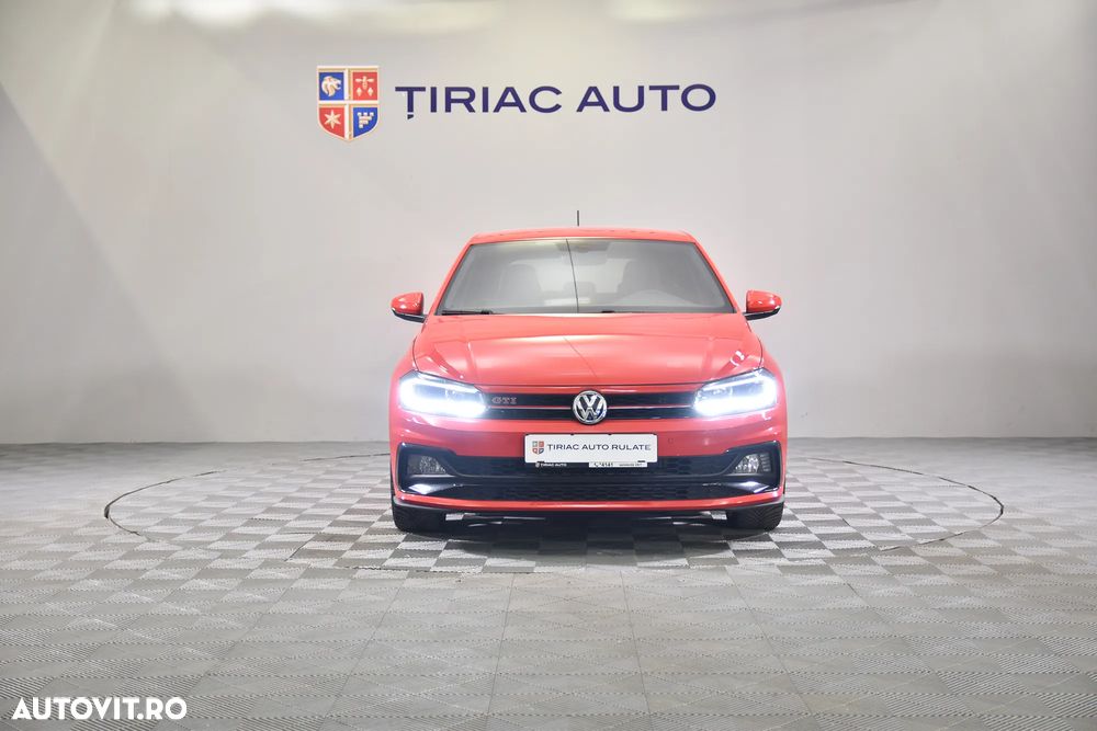 Volkswagen Polo 2.0 TSI DSG GTI - 8