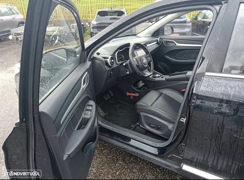 MG ZS EV 44.5 kWh Luxury - 18