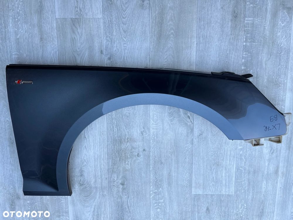 BŁOTNIK AUDI A4 b9 PRAWY przód LX7R - 2