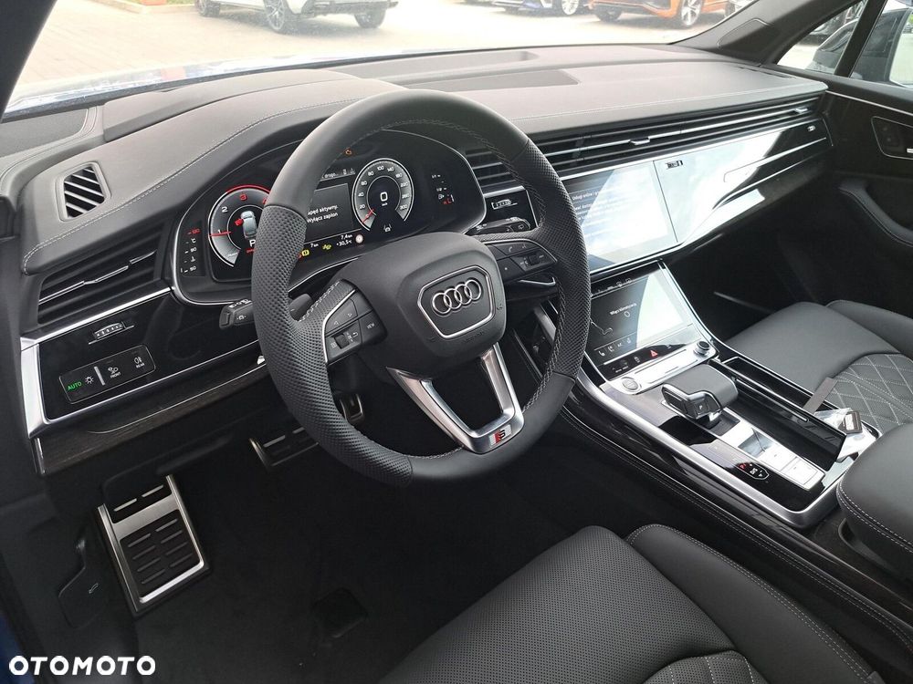 Audi Q7 - 9