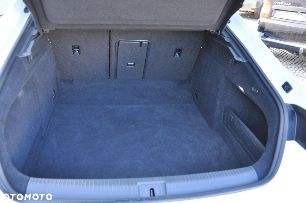 Volkswagen Arteon 2.0 TDI 4Motion R-Line DSG - 37