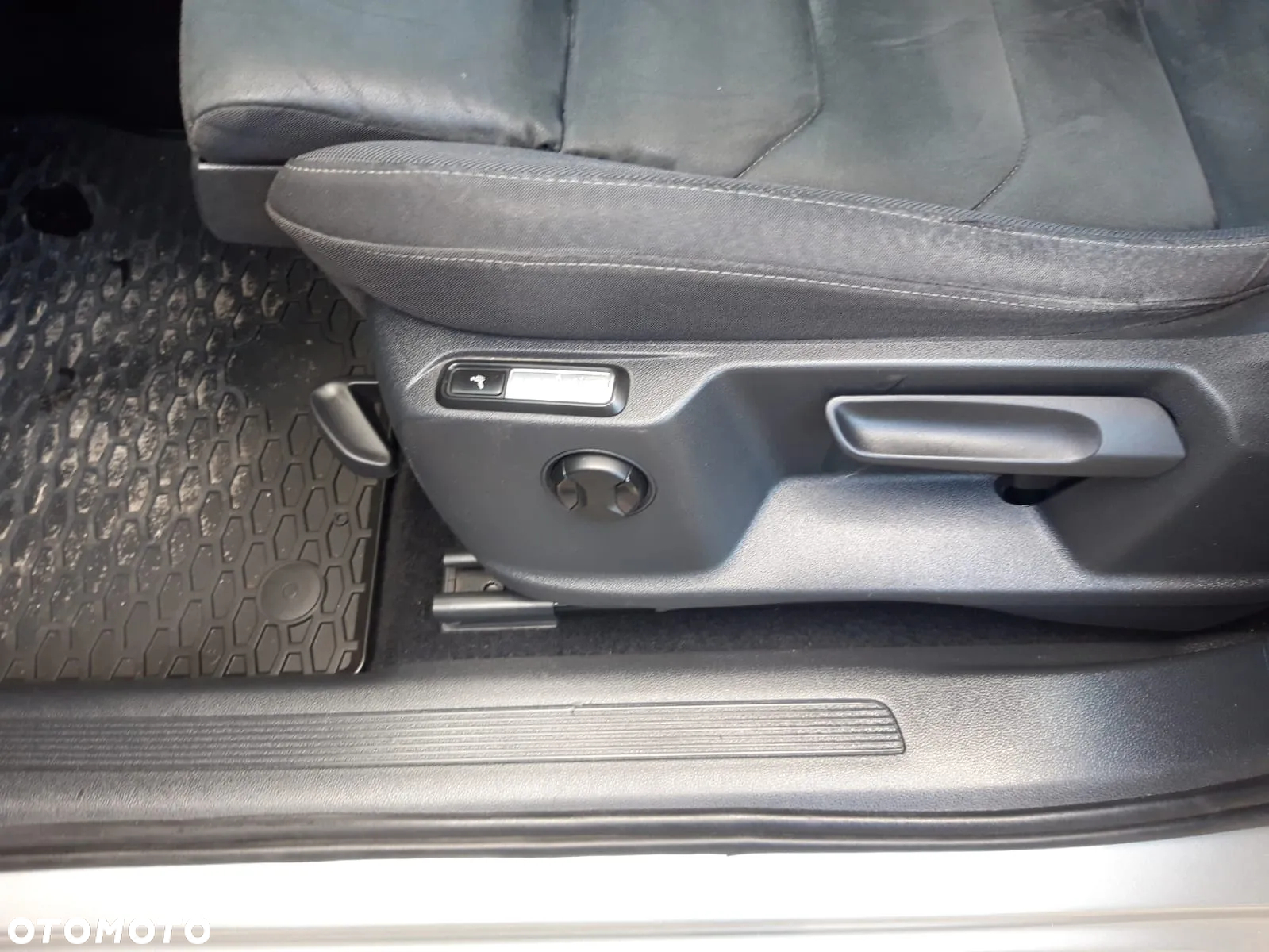 Volkswagen Tiguan - 21