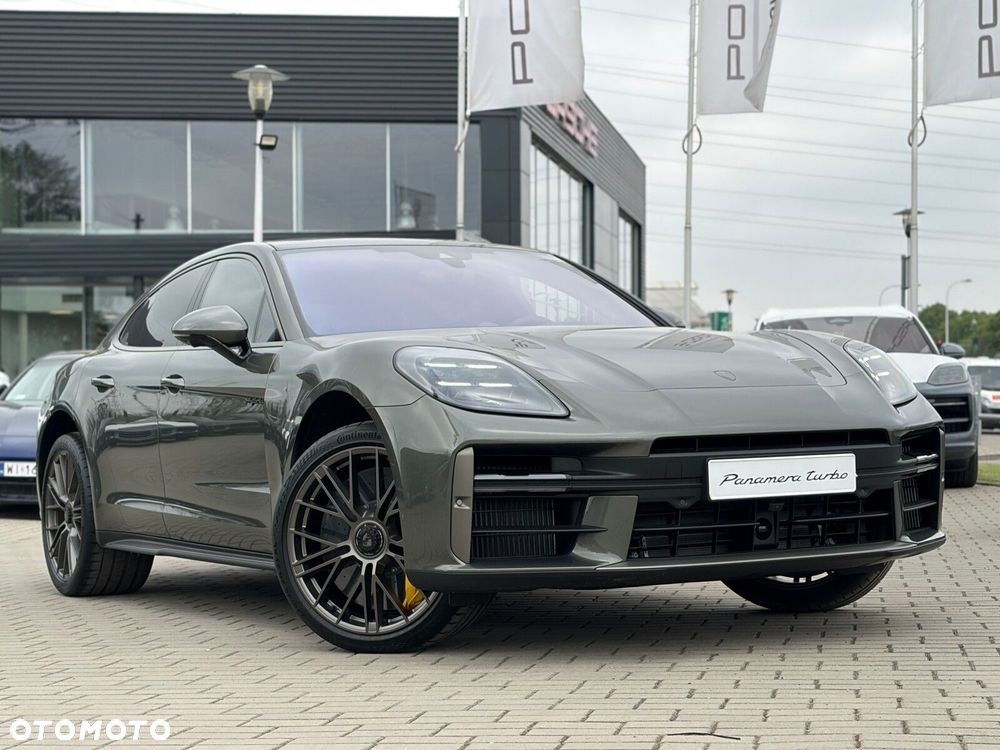 Porsche Panamera - 3