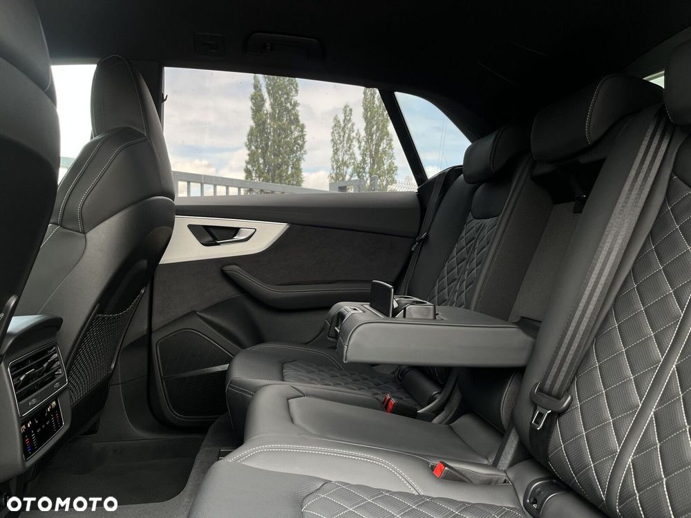 Audi Q8 - 20