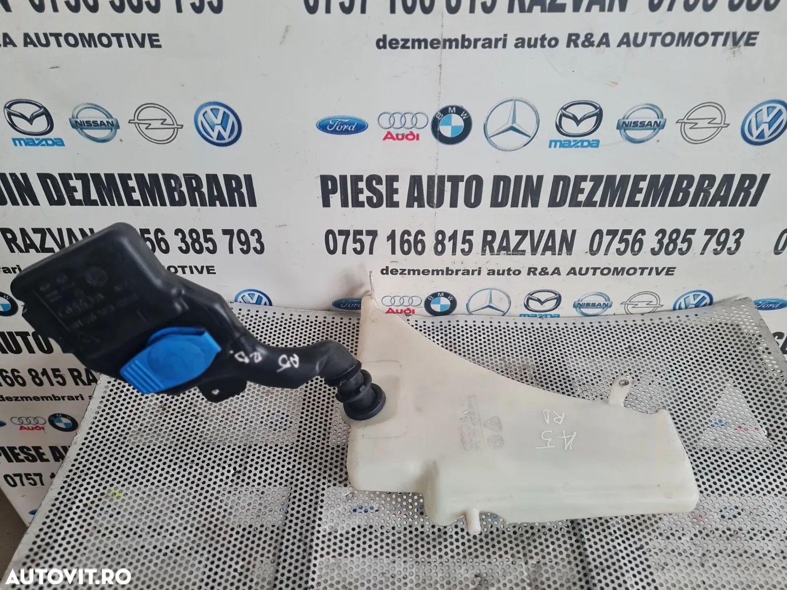 Bidonas Vas Lichid Parbriz Stropgel Complet Audi A5 Facelift Model Cu Spalatoare Far An 2012-2013-2 - 3