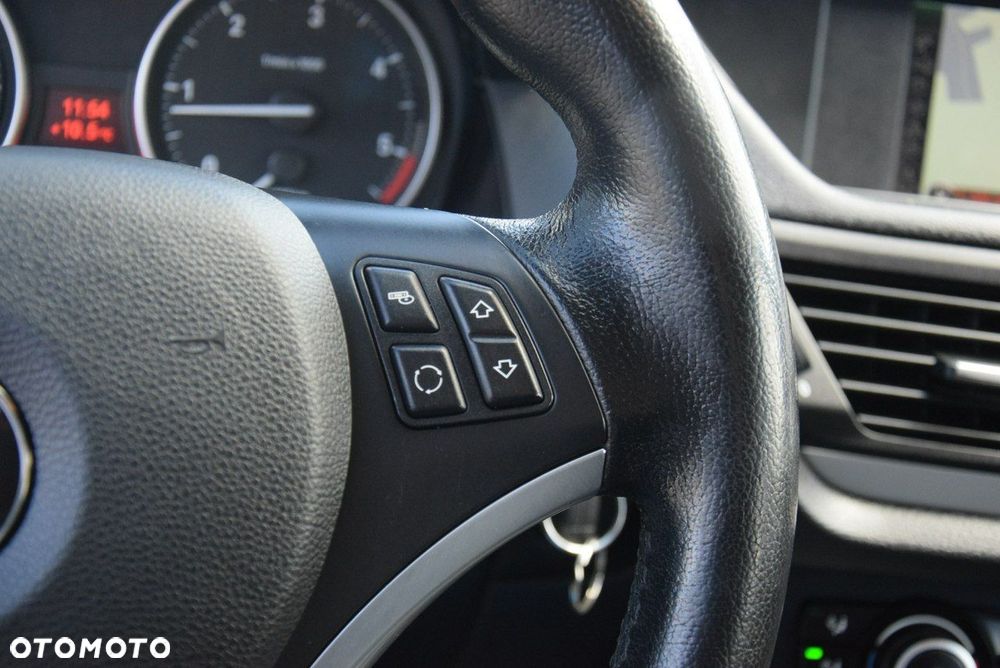 BMW X1 sDrive18d - 36