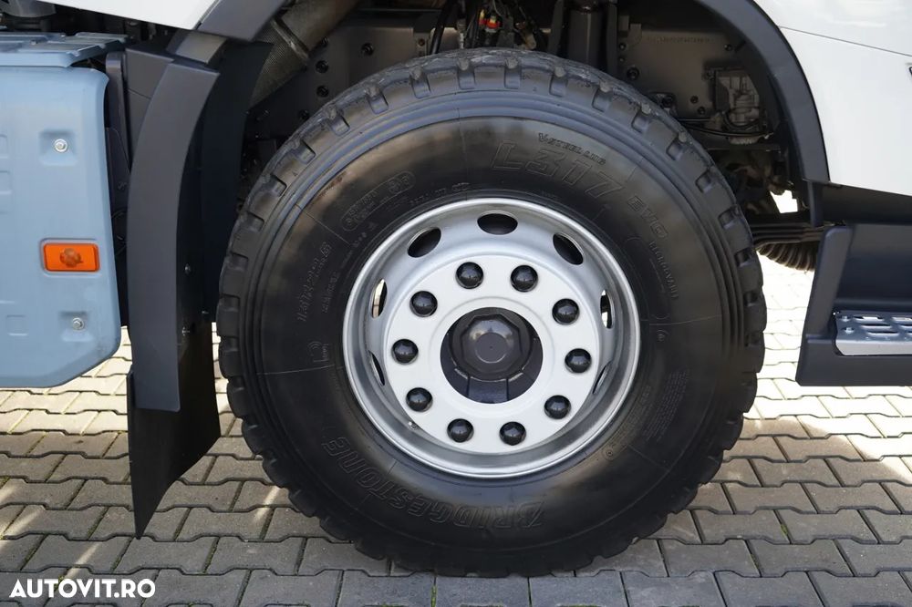 Volvo FMX 550 / 6x4 / BASCULATOR / BASCULANTĂ / HARDOX / HAYON HIDRAULIC / EURO 6 / - 21
