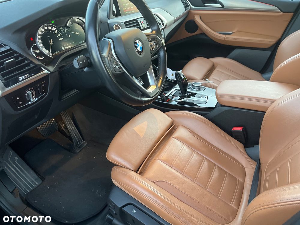 BMW X3 xDrive20d - 12