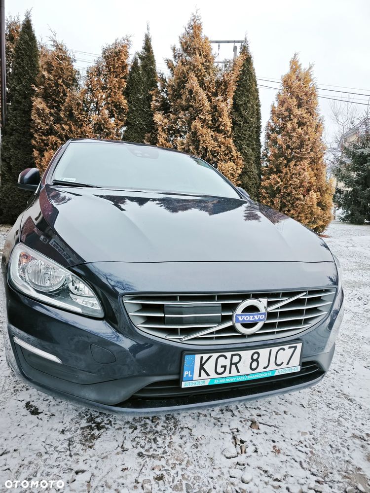 Volvo V60 D4 Drive-E Dynamic Edition (Momentum) - 2