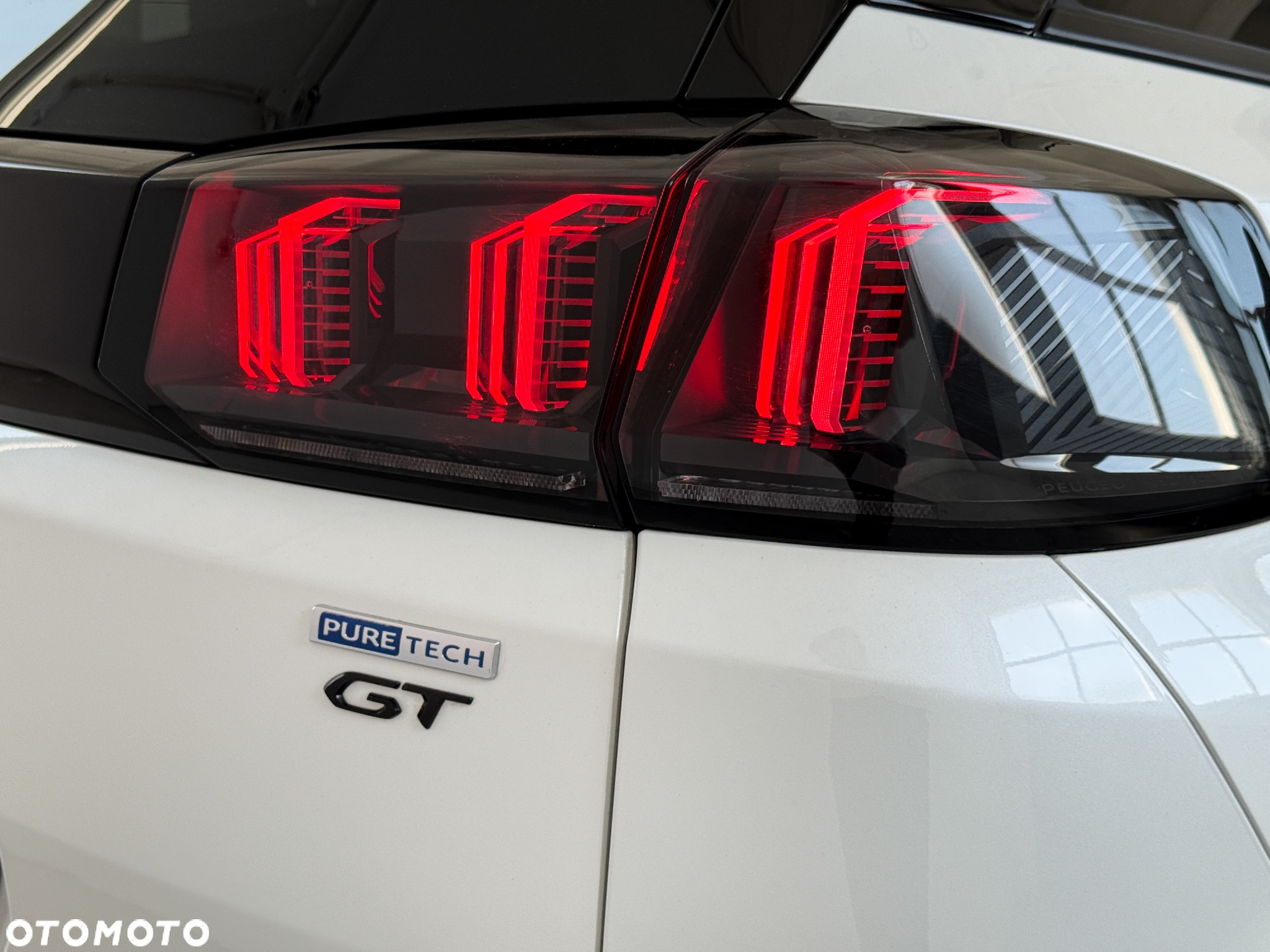 Peugeot 5008 1.6 PureTech GT S&S EAT8 - 26