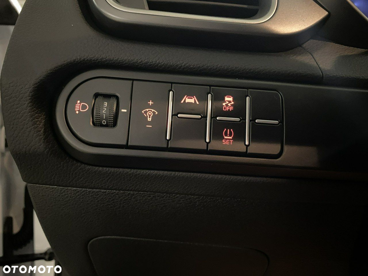 Kia XCeed - 29