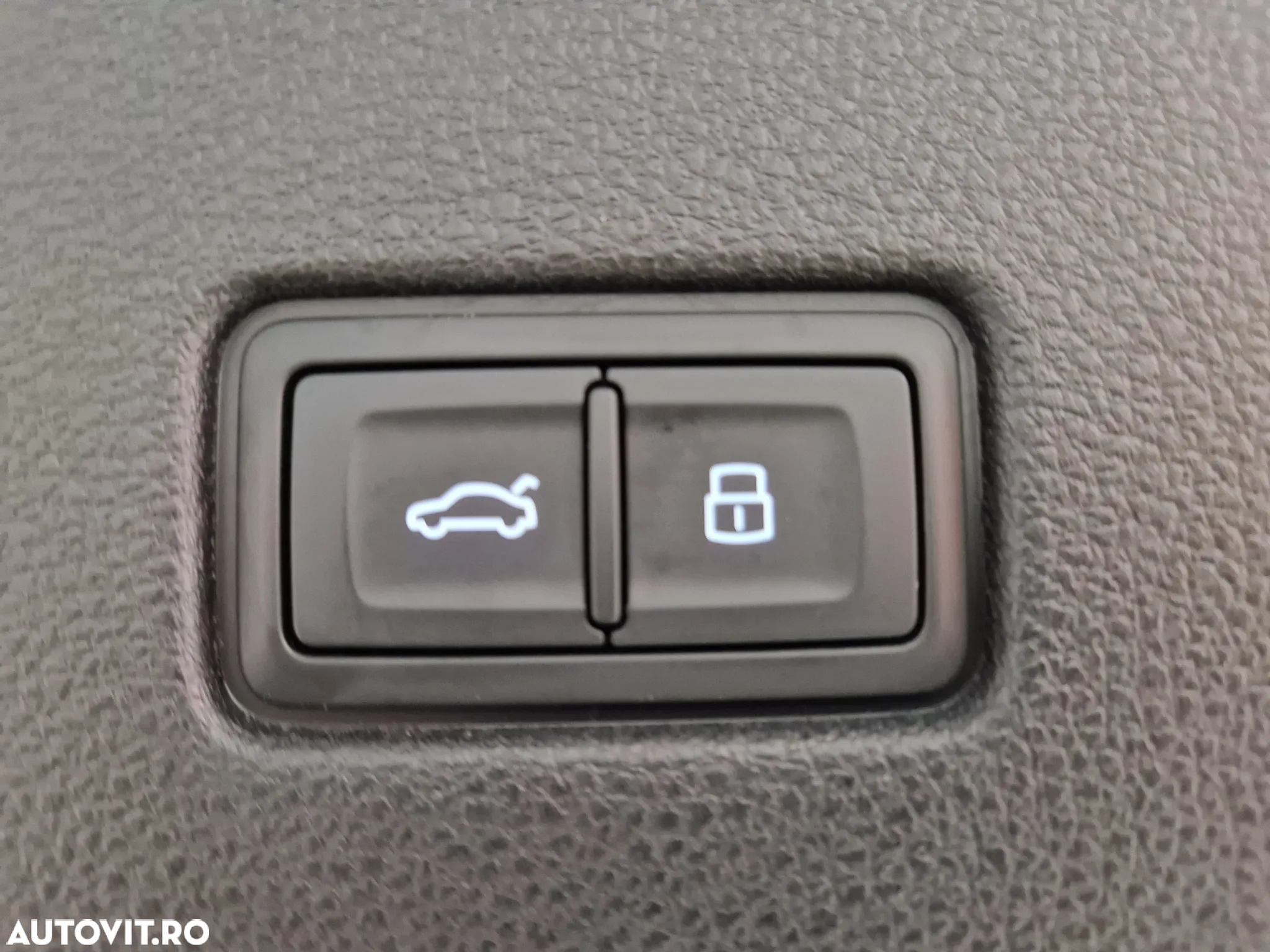 Audi Q8 55 TFSI e quattro Tiptronic PHEV - 34