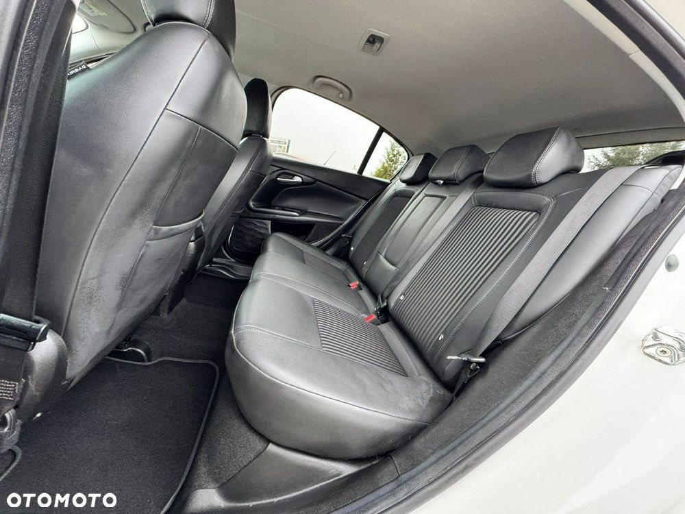 Fiat Tipo 1.4 T-Jet 16v S-Design - 31