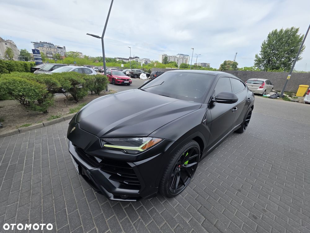 Lamborghini Urus - 28