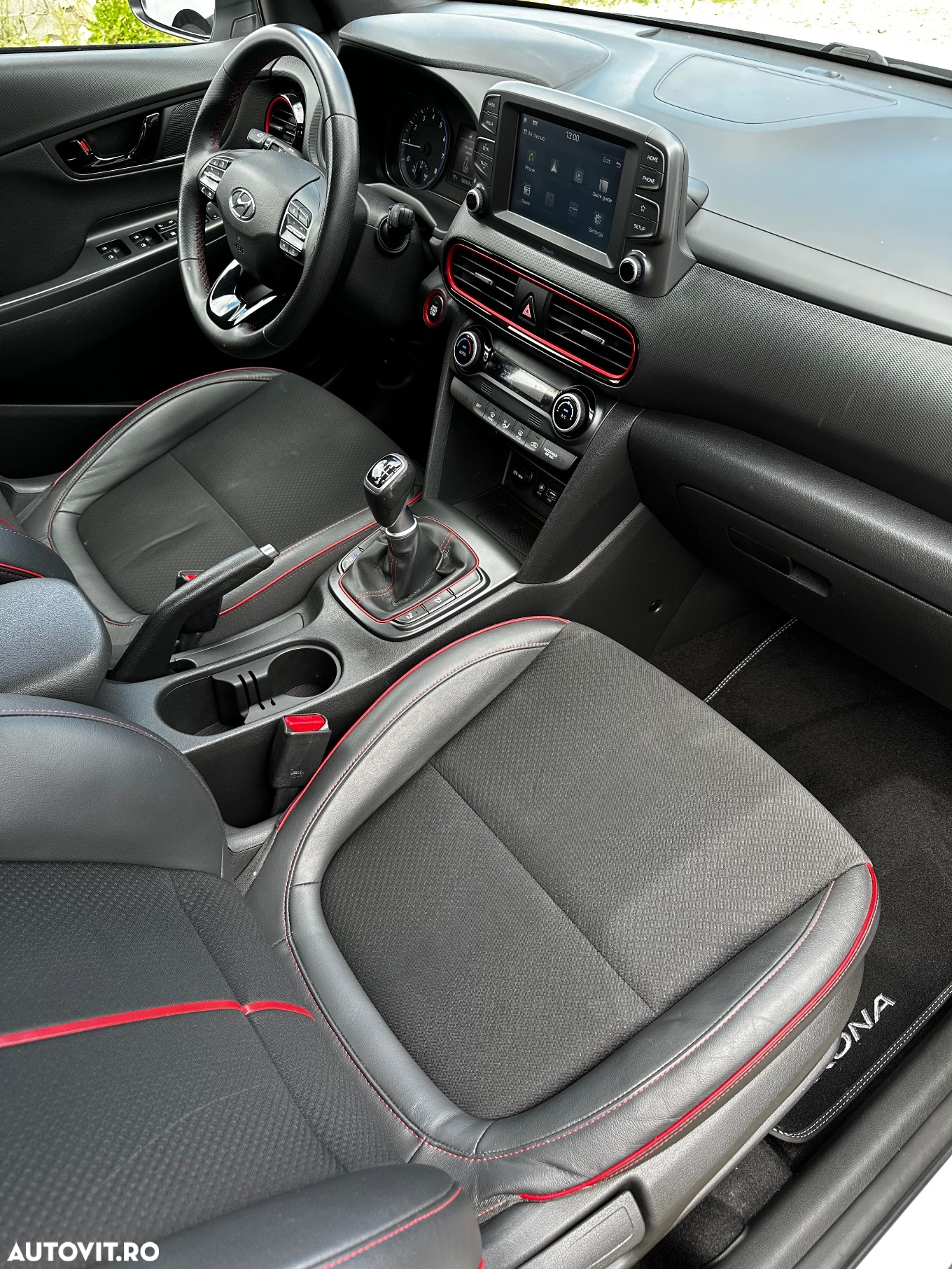 Hyundai KONA 1.0 T-GDI 2WD Premium + - 8