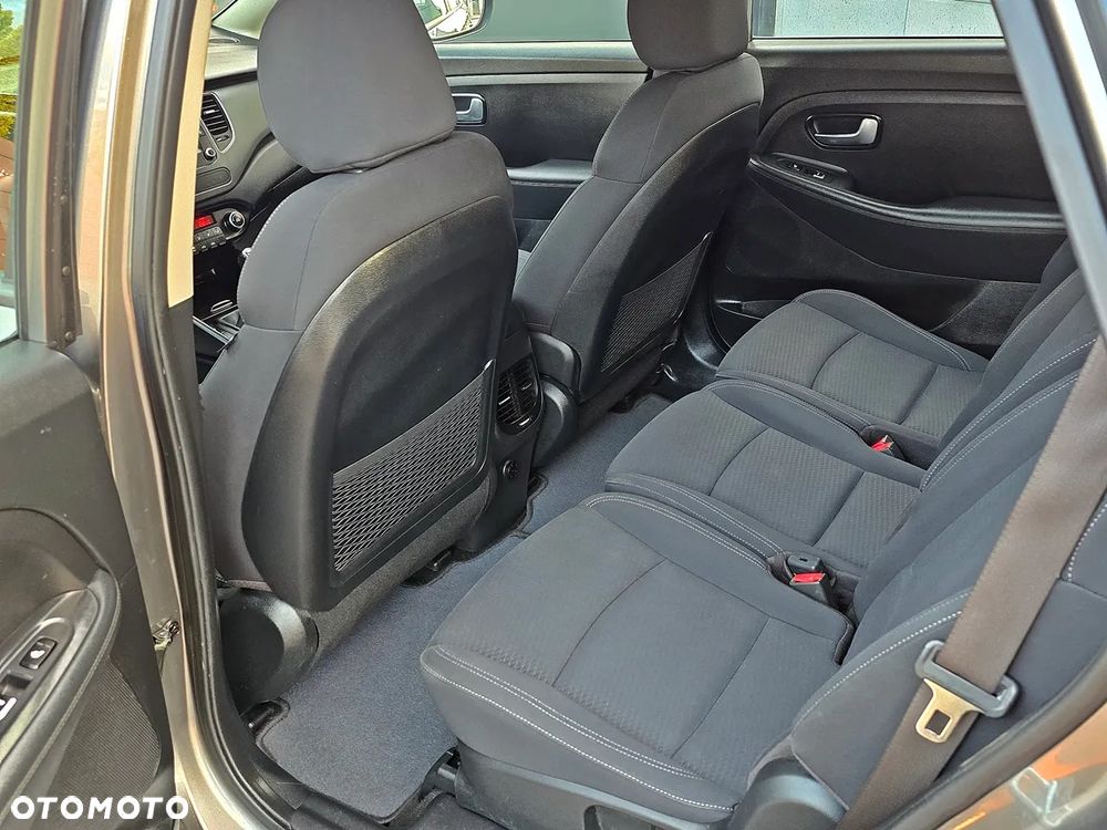 Kia Carens 1.6 GDI L 7os EU6 - 14