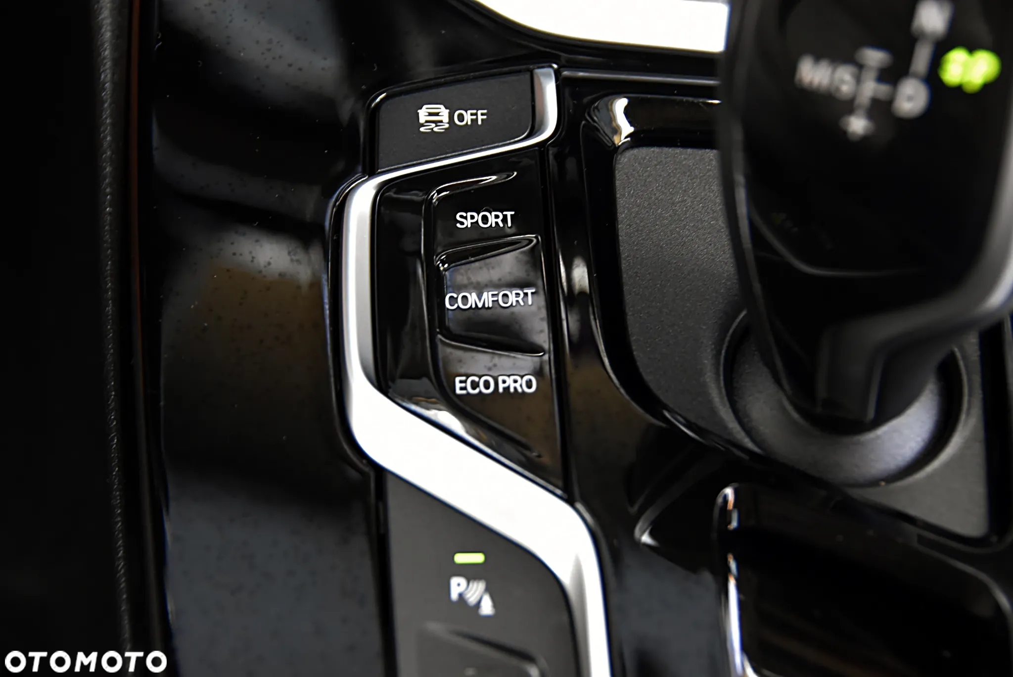 BMW X4 xDrive20i GPF sport - 29