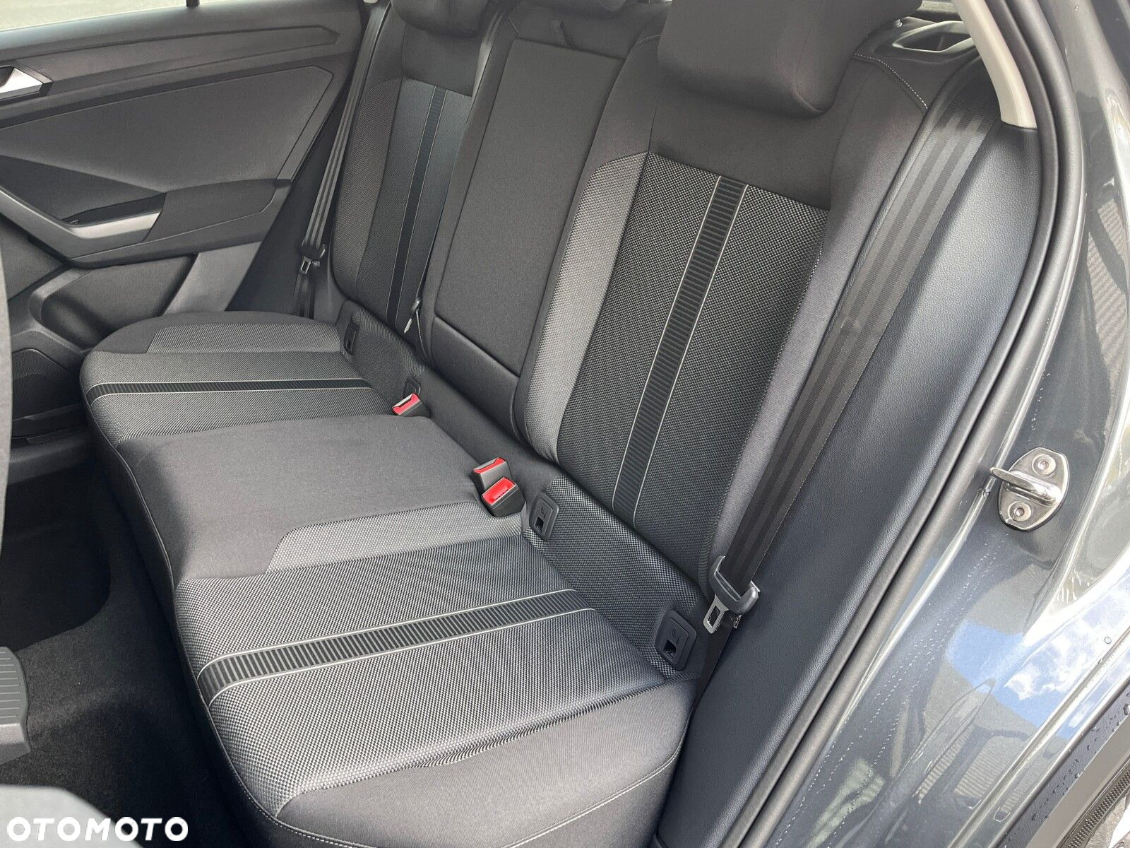 Volkswagen T-Roc 1.5 TSI Life Plus DSG - 13