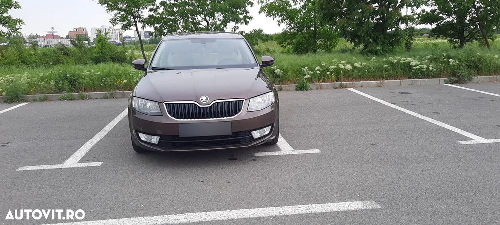 Skoda Octavia 1.6 TDI ELEGANCE - 4