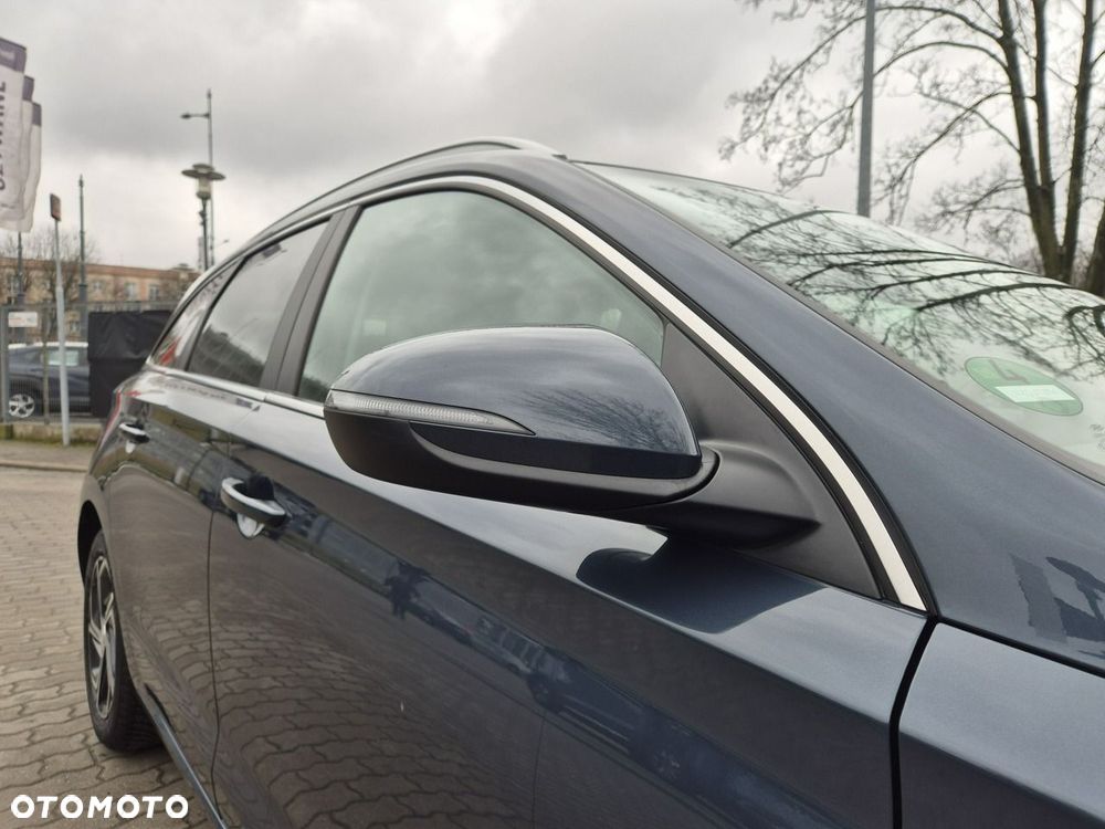Hyundai i30 1.5 T-GDI 48V Smart - 22
