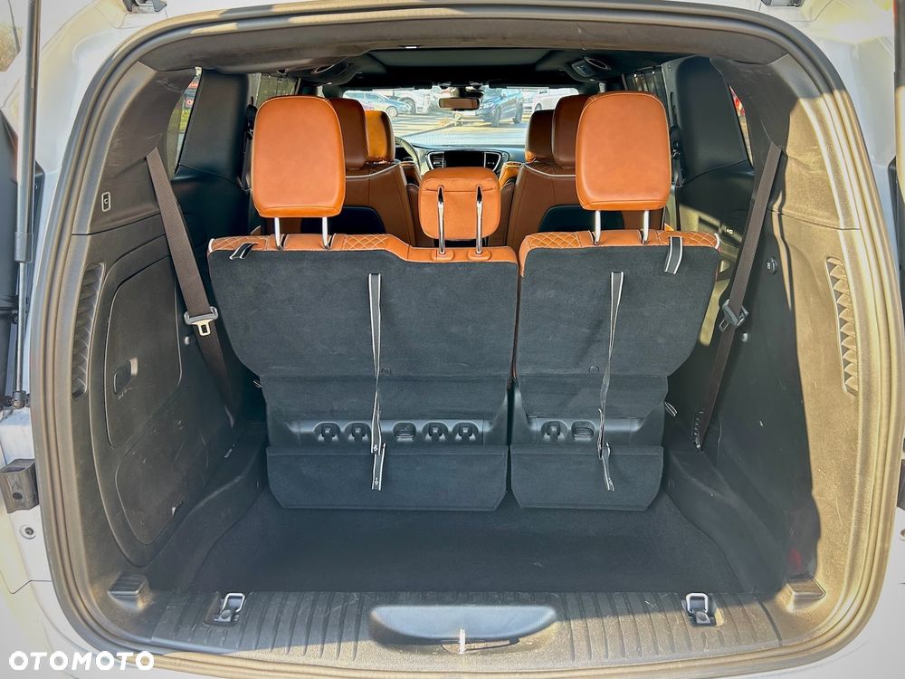 Chrysler Pacifica - 33