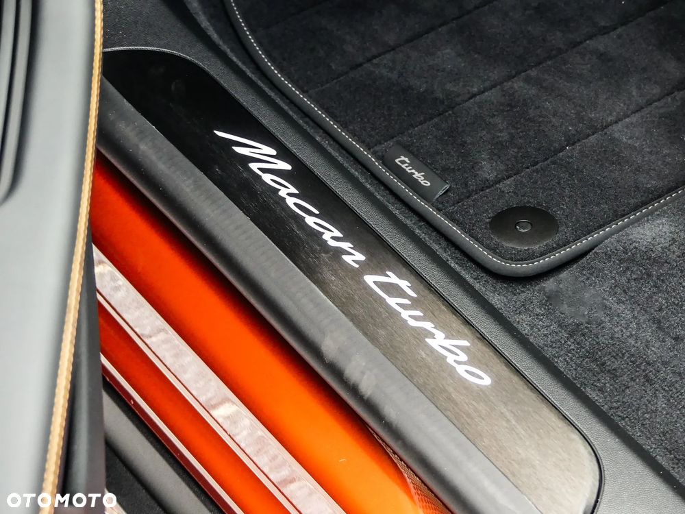 Porsche Macan Turbo 100kWh - 26