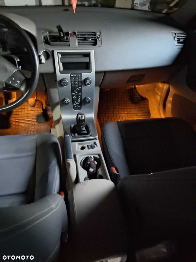Volvo V50 - 4