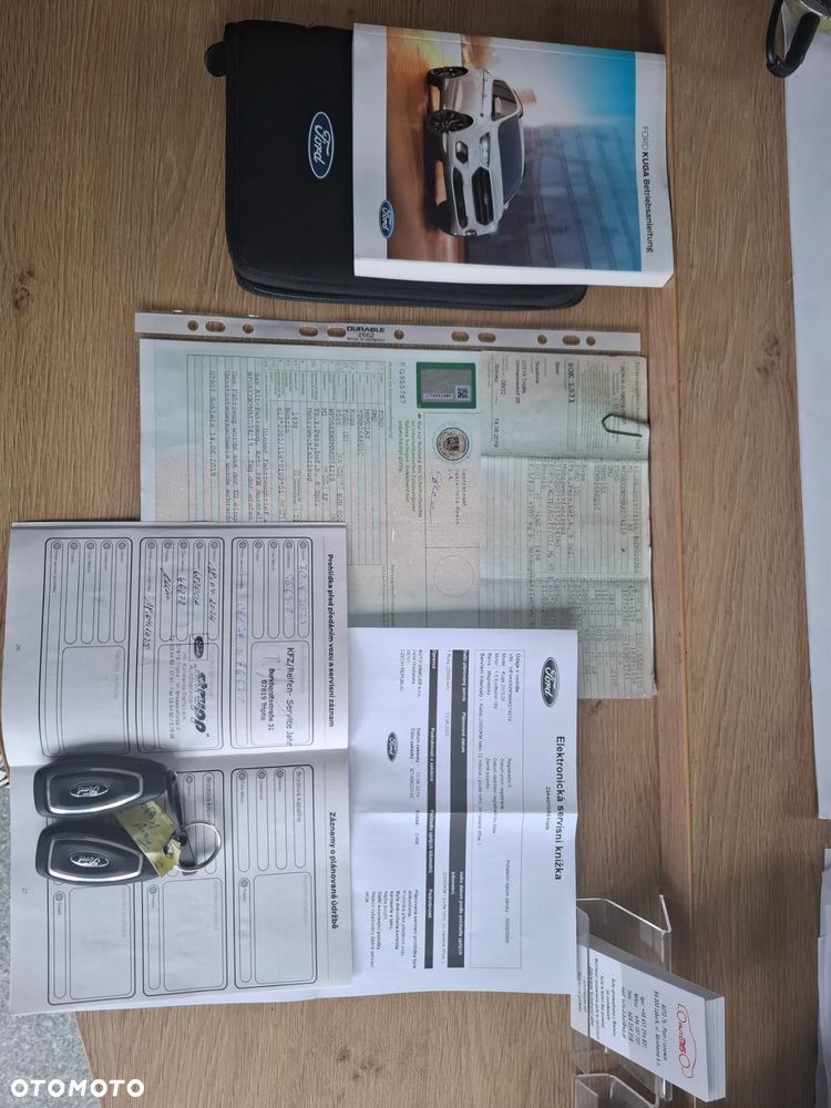 Ford Kuga 1.5 EcoBoost 2x4 Titanium - 19