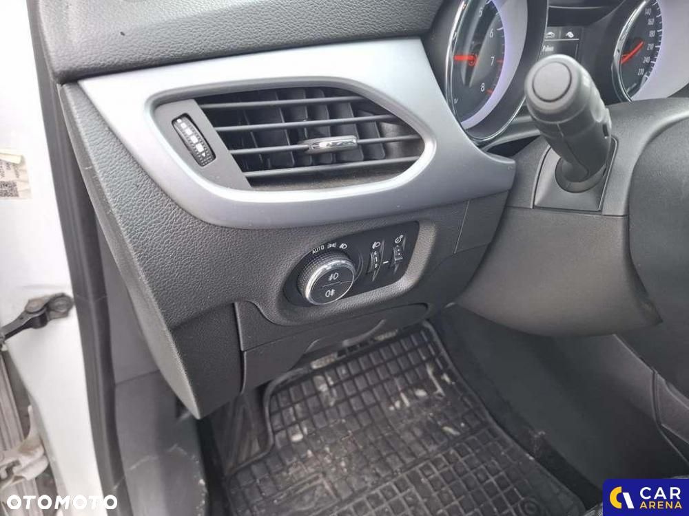 Opel Astra - 19