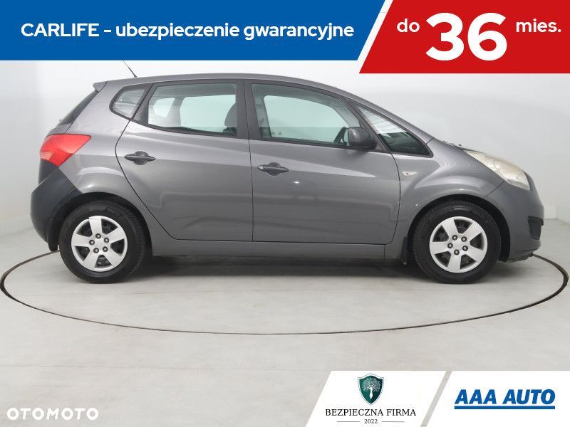 Kia Venga - 8