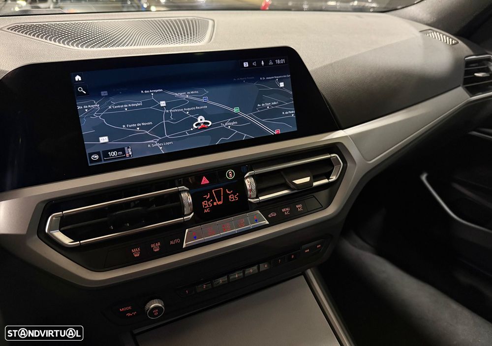 BMW 320 d Line Sport Auto - 31