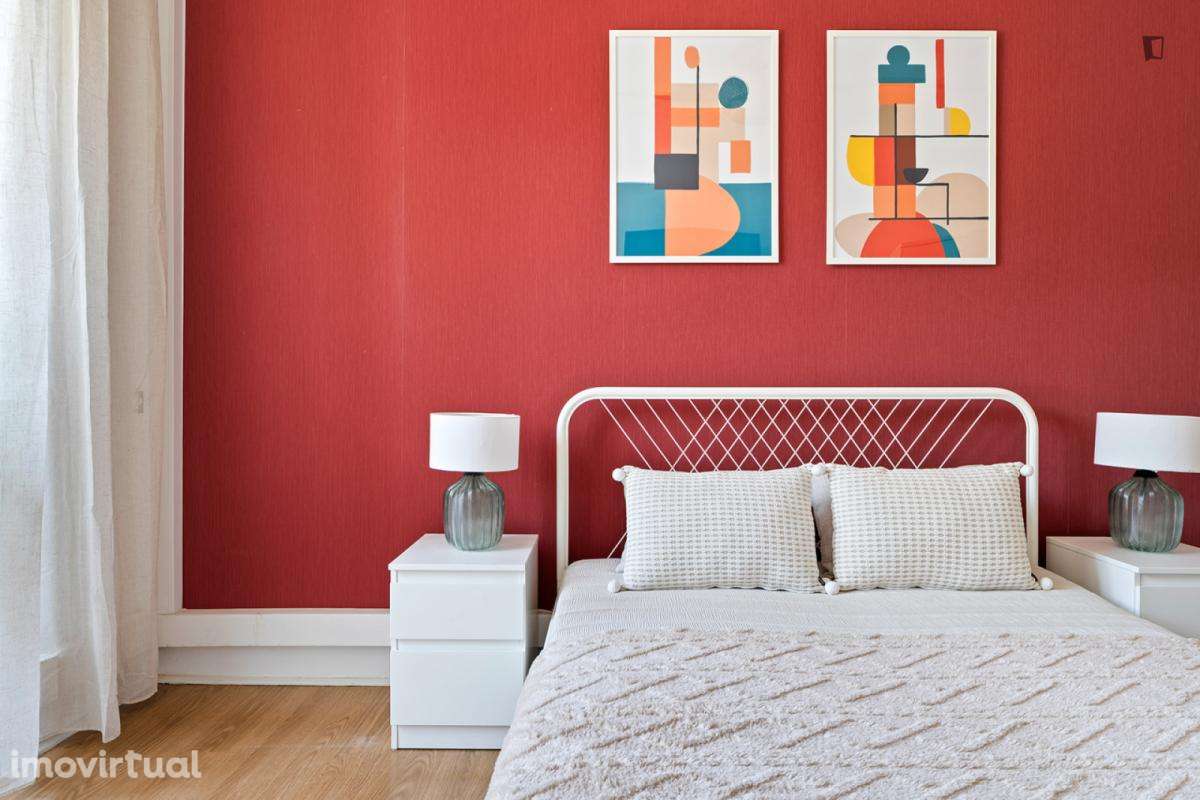 Quarto - localizado em Marquês de Pombal Lisbon - Grande imagem: 3/25