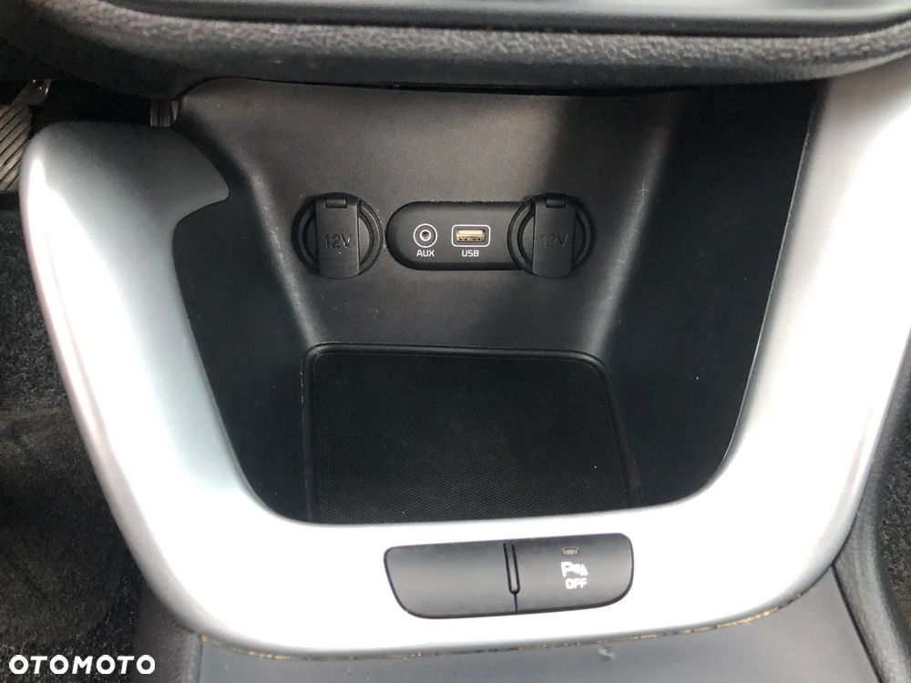 Kia Ceed 1.4 CVVT ISG Vision - 17