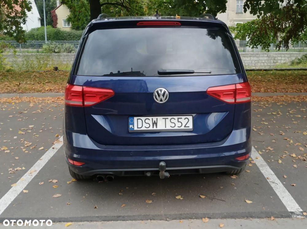 Volkswagen Touran - 6