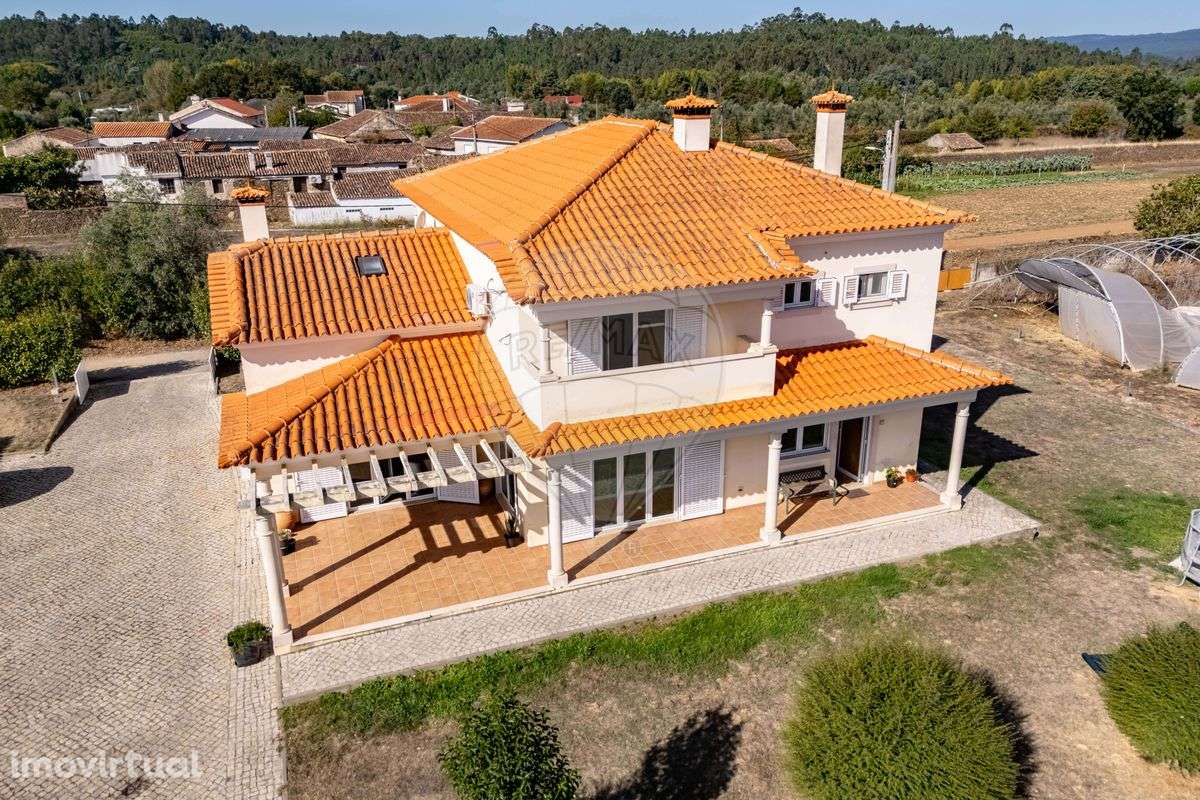 Moradia T4 para venda - Grande imagem: 3/47