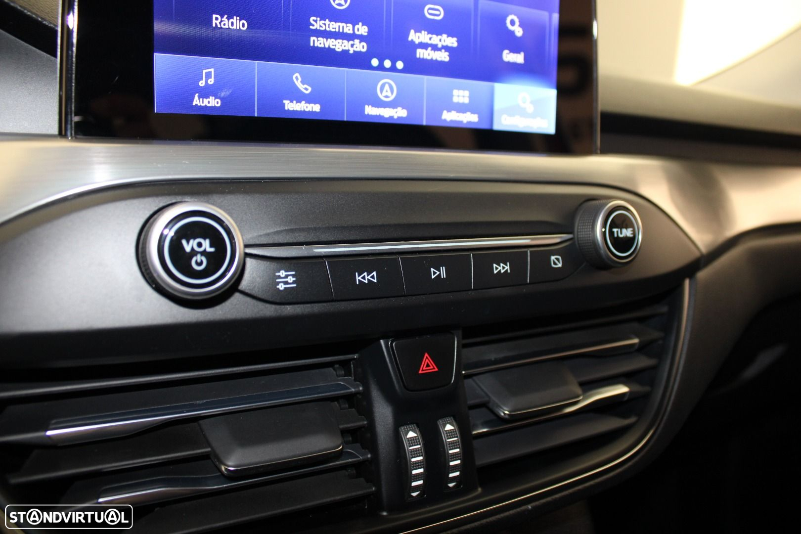 Ford Focus SW 1.5 TDCi EcoBlue Titanium - 21