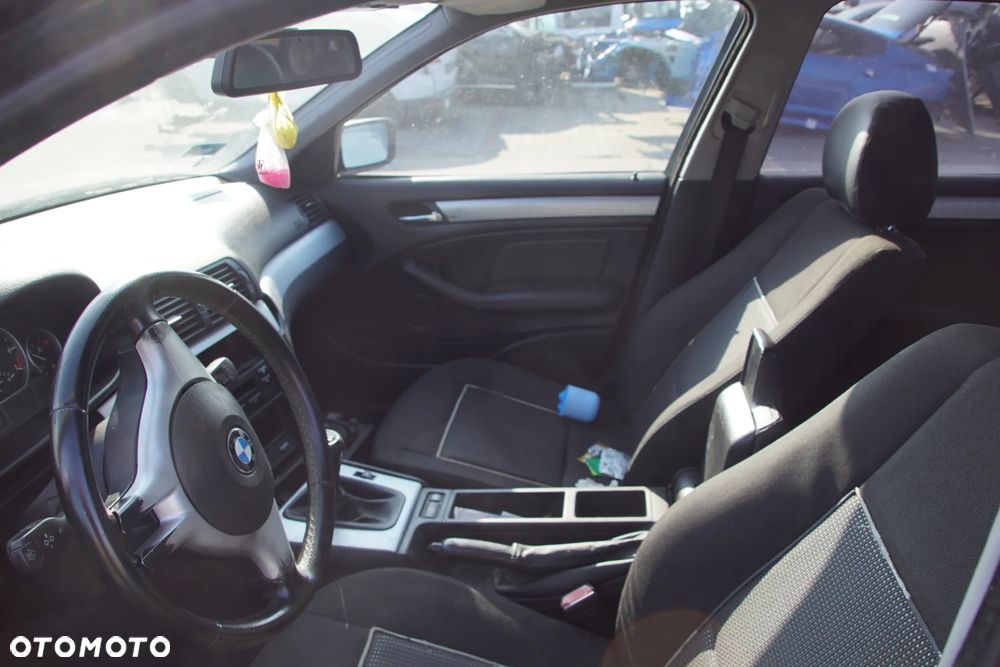 Auto na części - BMW E46 Lift 1.8 116 KM N46B18A 7534457 475 2004R Silnik Skrzynia Drzwi Maska Klapa Zderzak Błotnik Lampa Lusterko Szyba Klamka Deska Kokpit Sterownik Moduł Czujnik Licznik Kierownica Panel - 9