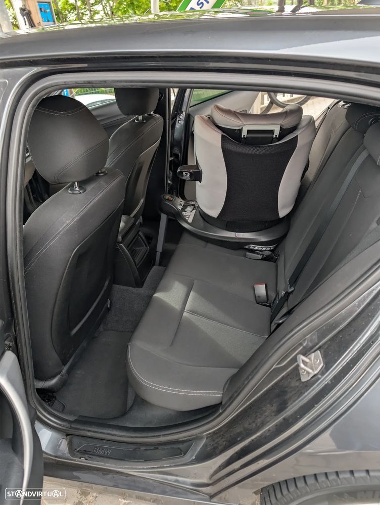 BMW 116 d EDynamics Line Sport - 11