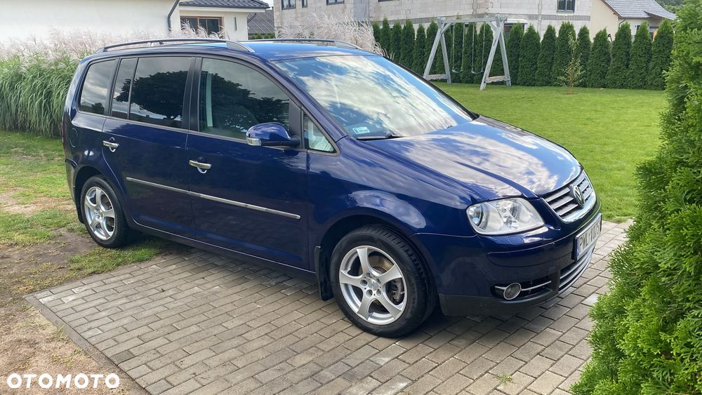 Volkswagen Touran 1.9 TDI Conceptline - 3