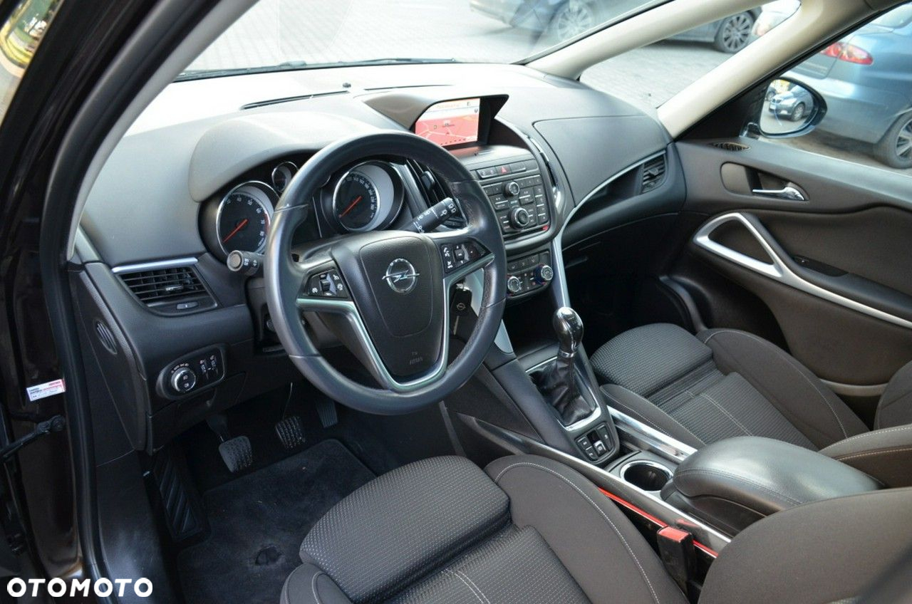Opel Zafira - 19