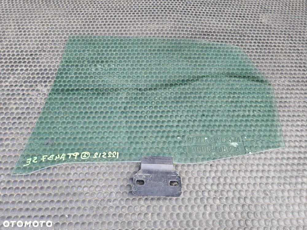 Szyba Szyby Boczna Drzwi Tyl Tylna AUDI A4 B6 B7 Sedan 06r - 35
