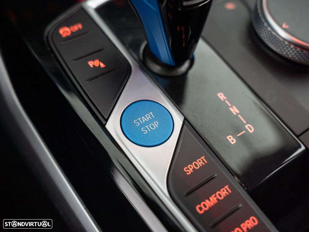 BMW i4 eDrive40 - 26